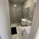 Paula شقة سبليت